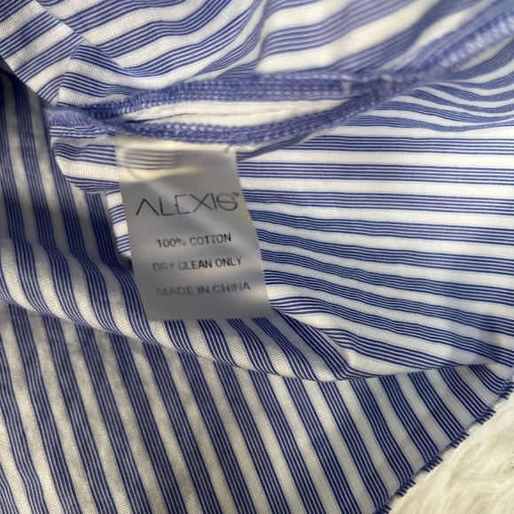 Alexis | Juniper Off-the-Shoulder Top - Picture 8 of 10